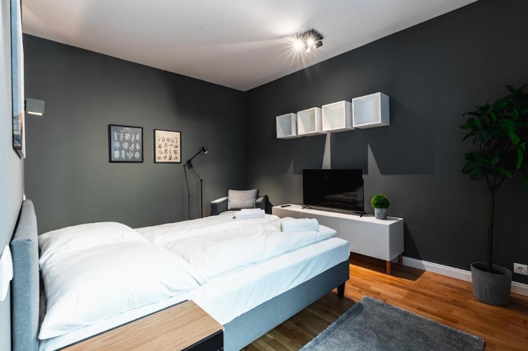 Authentic Apartment Next To Schwedenplatz Bécs Kültér fotó